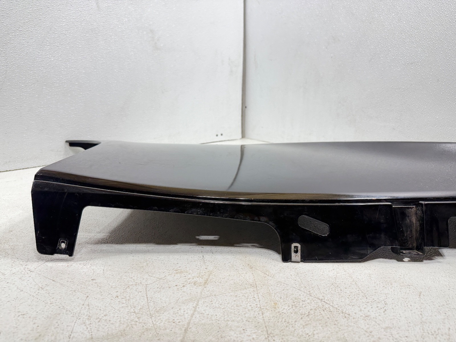 2016-2021 MCLAREN 570S REAR RIGHT LOWER QUARTER PANEL WING COVER BLACK 13A5790CP