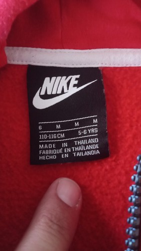 Nike Red Hoodie Sweatshirt Kids Boys Girls Youth Size Medium 5-6 M Full Zip - Picture 10 of 10