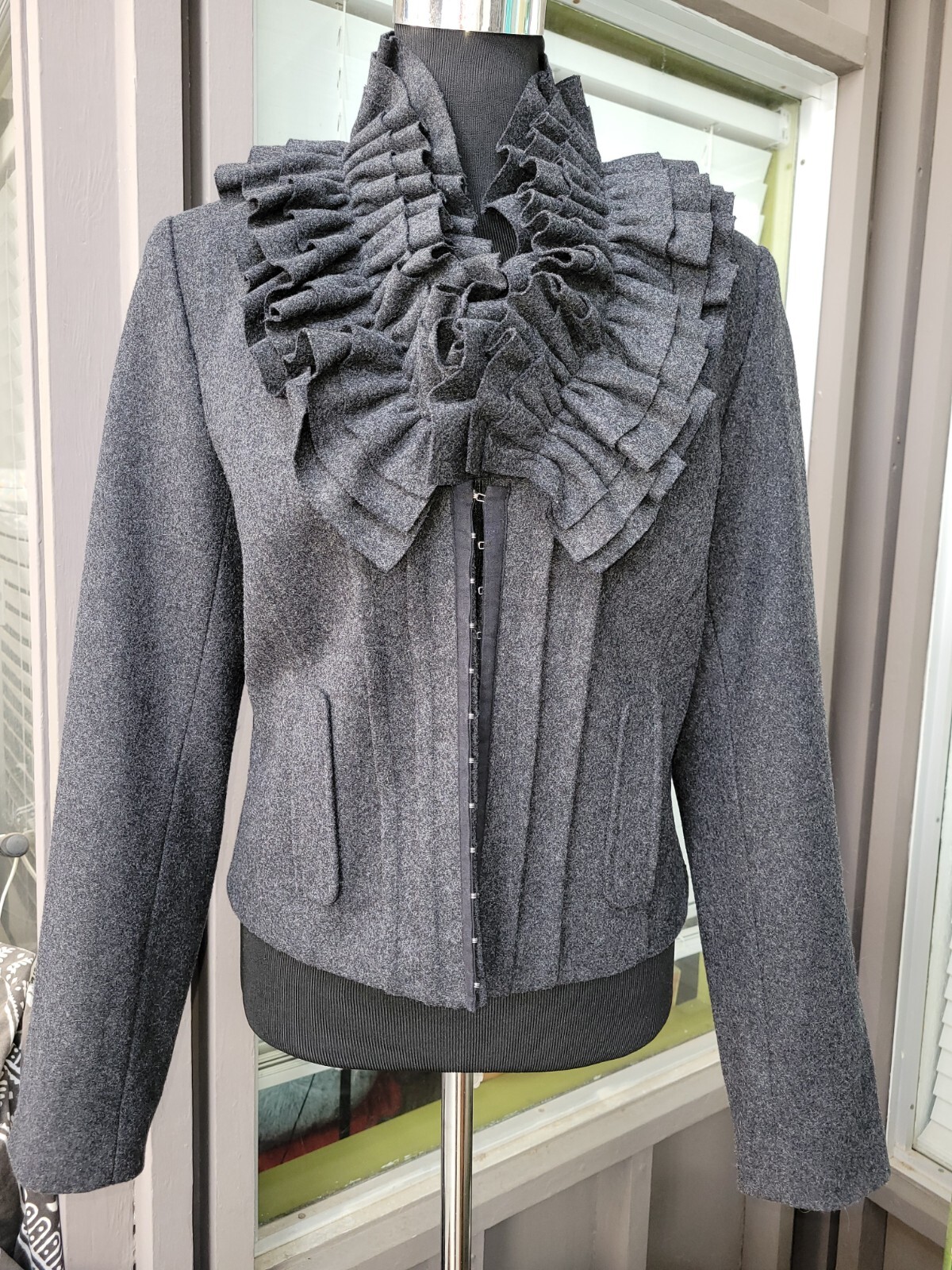 Hinge Size Small-M Ruffled Collar Jacket Charcoal… - image 12