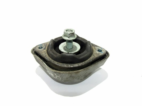 2000 VW BORA 1.6 BENZIN gearbox MOUNT HOLDER getriebelager lager 8D0399151J