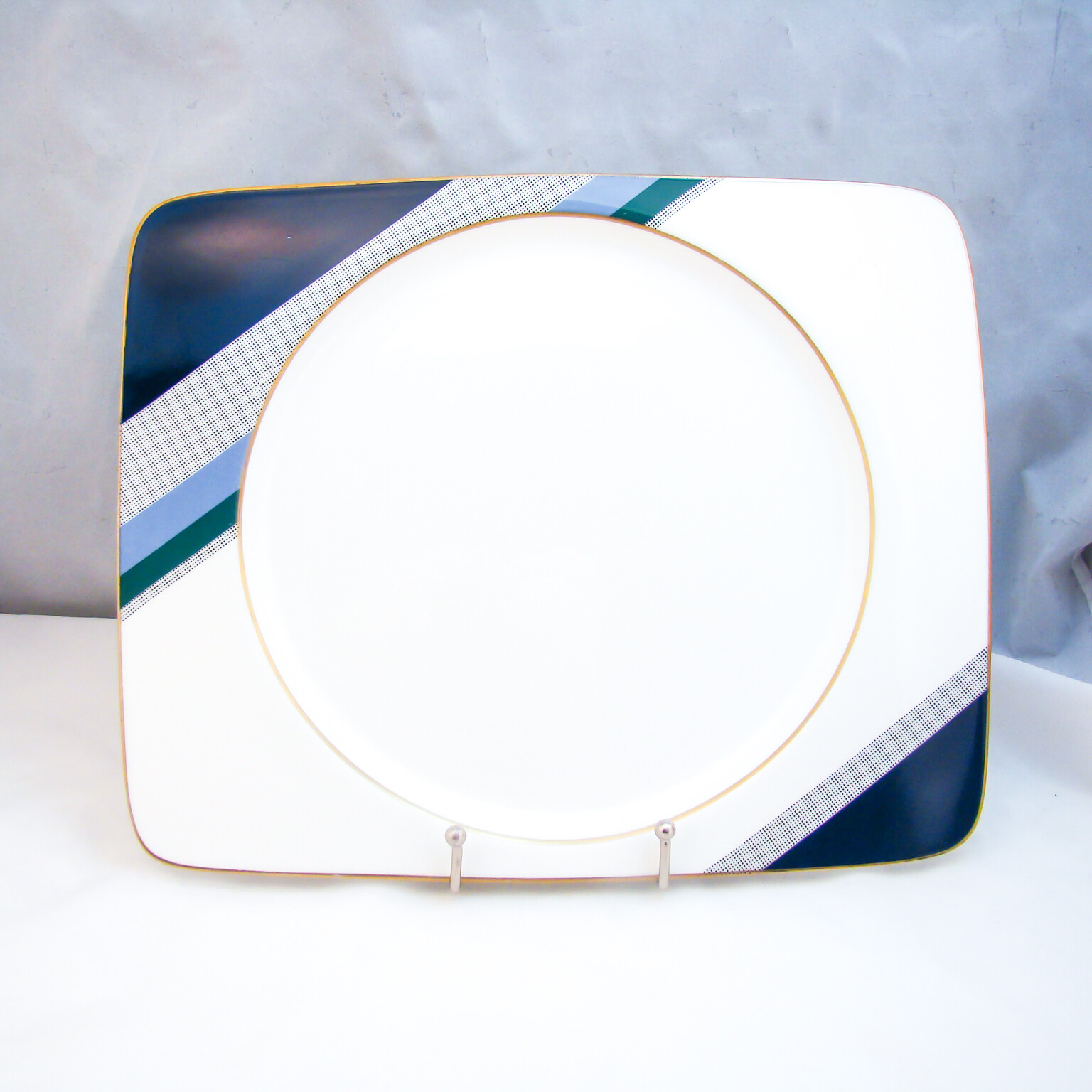 Daniel Hechter Paris Hueso China Studio 24 A3133 Plato / Fuente