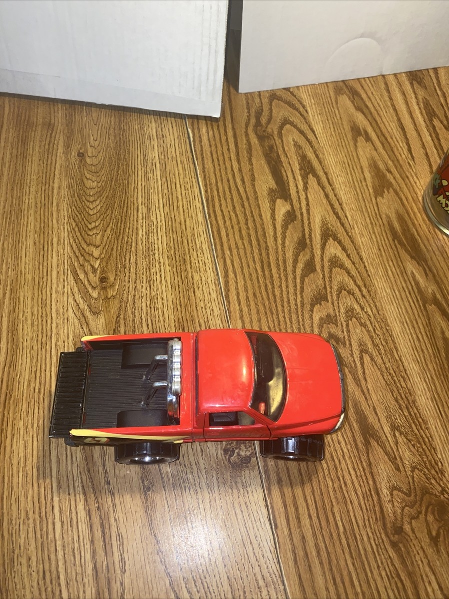 Tootsietoy 1995 Dodge Ram 1500 Die Cast Toy Red Number 67