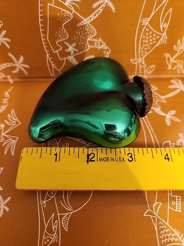 Antique Victorian Green Glass Heart Shape Kugel - Old Christmas Tree Ornament - Picture 2 of 8