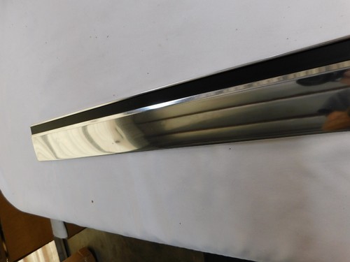 NOS OEM Ford 1971 Torino Station Wagon Rocker Panel Moulding Trim - Picture 11 of 13