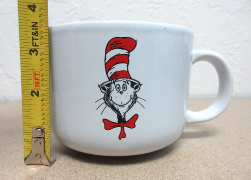 Large DR. SEUSS CAT IN THE HAT Coffee Cocoa Soup Cake Mug Cup Illustrated 20 oz - Picture 9 of 11