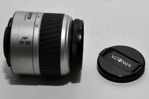 Minolta AF Power Zoom 35-80mm 1:4(22)-5.6 49mm Camera Lens in EX+ condition - Picture 2 of 4
