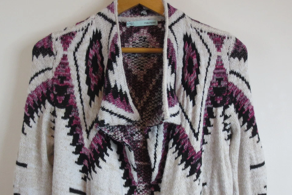 Cárdigan suéter Maurices frente abierto para mujer talla pequeña multicolor azteca Foto 2 de 4