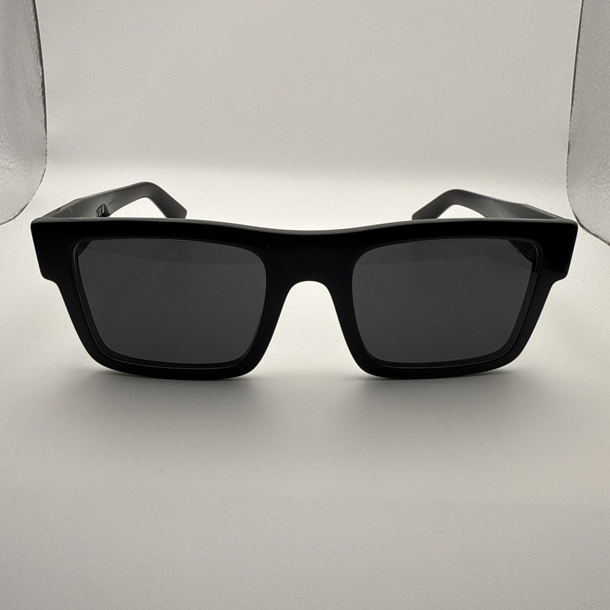 PRADA サングラス SPR 19W-F 1AB-5S0 【公式通販】