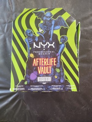 NYX BEETLEJUICE LIMITED COLLECTION AFTERLIFE VAULT - Professional Makeup Kit