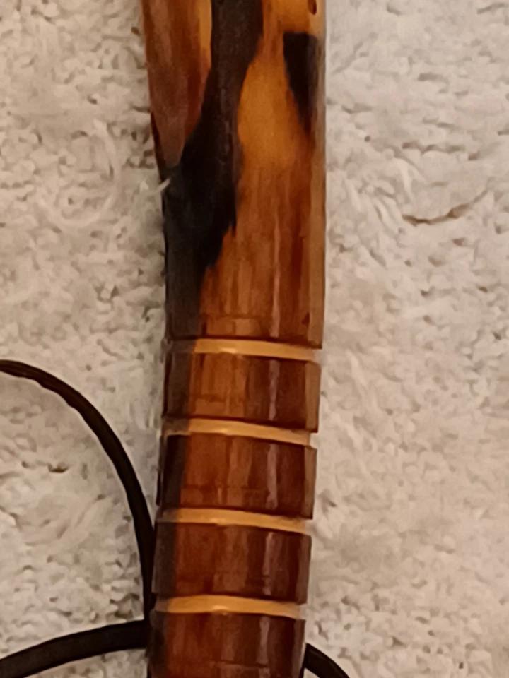 47" Hermoso Bastón Hecho a Mano GRAN Artesanía, Alto Brillo Foto 3 de 4