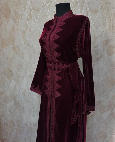 Moroccan Custom Made Burgundy Velvet Caftan,Handmade Dress Kaftan, Nikah Abaya - Picture 2 of 3