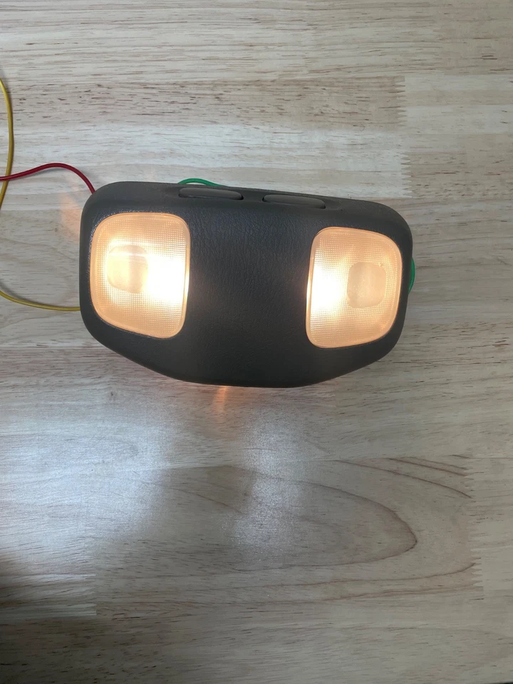 Nissan Frontier/Xterra 1998-2001 luz domo superior mapa luz domo OEM bronceado Foto 2 de 4