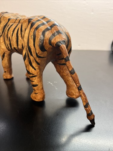 Vintage Tiger Statue Genuine Leather Wrapped Tiger 11” Made In India W27 - Bild 5 von 10