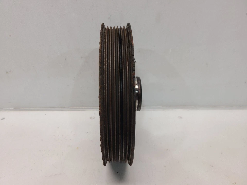 Equilibrador armónico Honda CR-V 2007-09 (2,4 L/construido en Japón) con perno y llave Foto 2 de 4