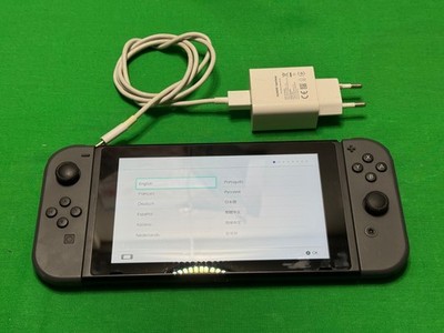 Nintendo Switch 32GB Spielkonsole -  Gebraucht  Technisch einwandfrei !