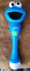 Sesame Place Street Cookie Monster Light Up Bubble Wand / Tested & Works