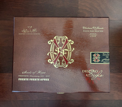 Fuente OpusX Opus22 Destino al Siglo 2015 Humidor Box #094/500 COA Included