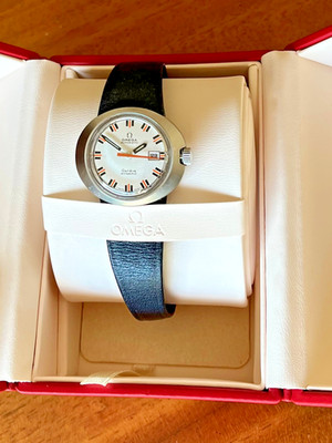 Omega Geneve Dynamic Automatic Damenuhr (Tool 102) Kalender, mit OriginalZubehör