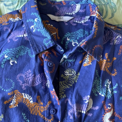 M&S Boys cool Casual Cotton Summer Shirts 9-10 Barely Worn - Picture 2 of 6