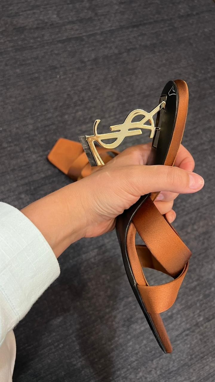 Tacco Saint Laurent Opyum YSL usat logo ra