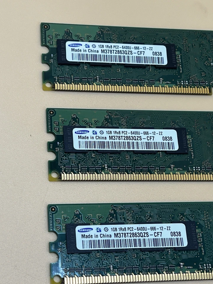 1GB (Set 3) Samsung 512MB 1Rx8 PC2-6400U-666-12-ZZ M378T2863QZS-CF7 0838 Memory  - Image 2 of 4