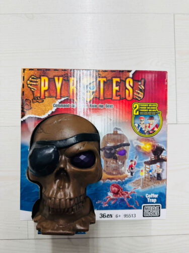 Mega Bloks Pirates of the Caribbean 95513 Rule the Seas Coffer Trap Toy Rare 1x - Picture 7 of 11