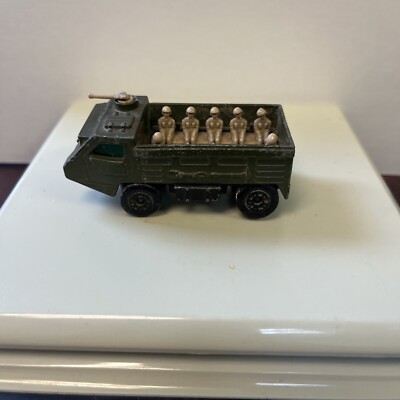 MATCHBOX 　No.54 Saracen Carrier Matchbox Superfast #54 Saracen Personnel Carrier Lesney