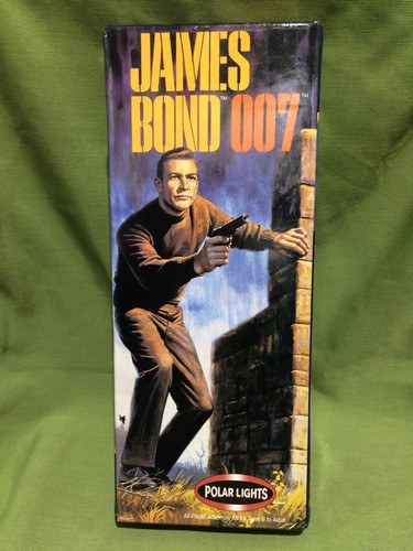 Polar Lights James Bond 007 Sean Connery Vtg 1999 1:8 Model Kit NEW Rebox Aurora - 第 1/3 張圖片
