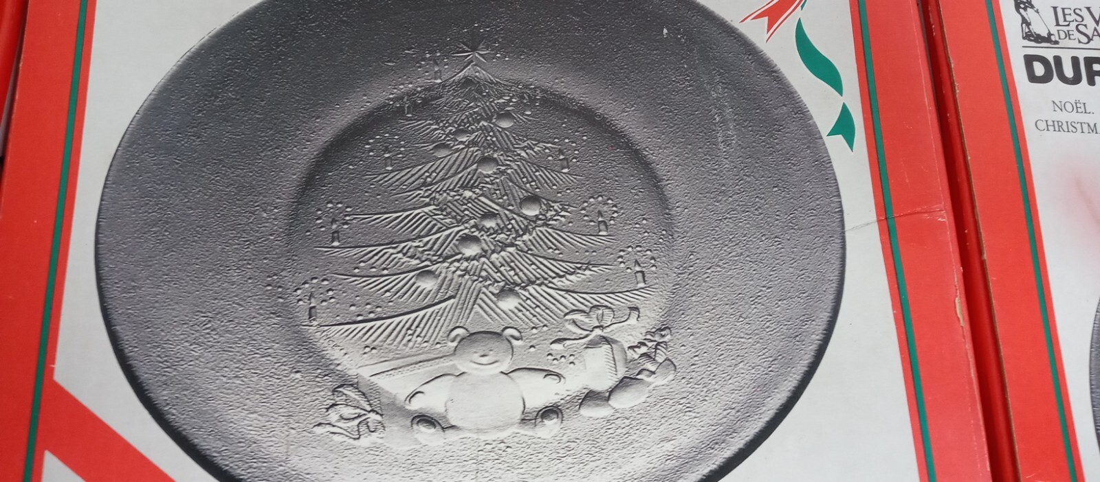 Vintage Set of 12 Noel Christmas Glass Dessert/Salad Plates 8" 