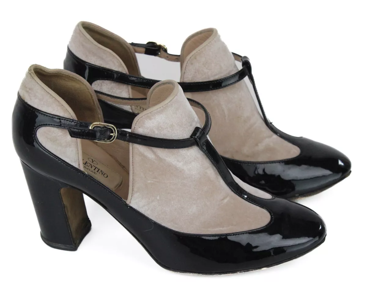 Valentino garavani shop sandals sale