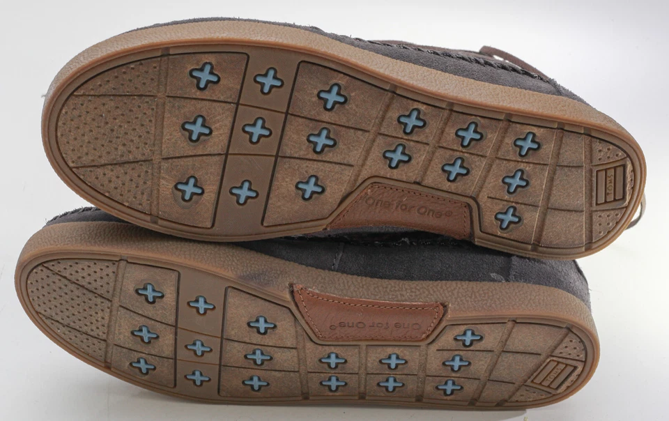 TOMS Chukka Talla 5.5 Ancho 45% Poli 36% Cuero 19% Algodón Rojo Gris Diseño Indio Foto 2 de 4