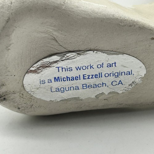 Michael Ezzell Studio Art Pottery Ceramic Bunny Rabbit with Heart “AS IS” - 第 10/14 張圖片