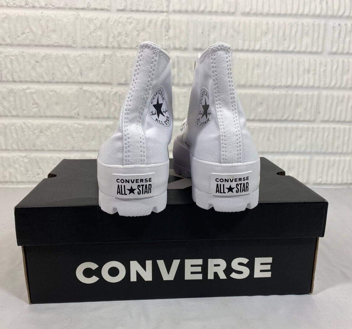 ゆり CONVERSE Chuck Taylor All Star Hi Lugged High Top White