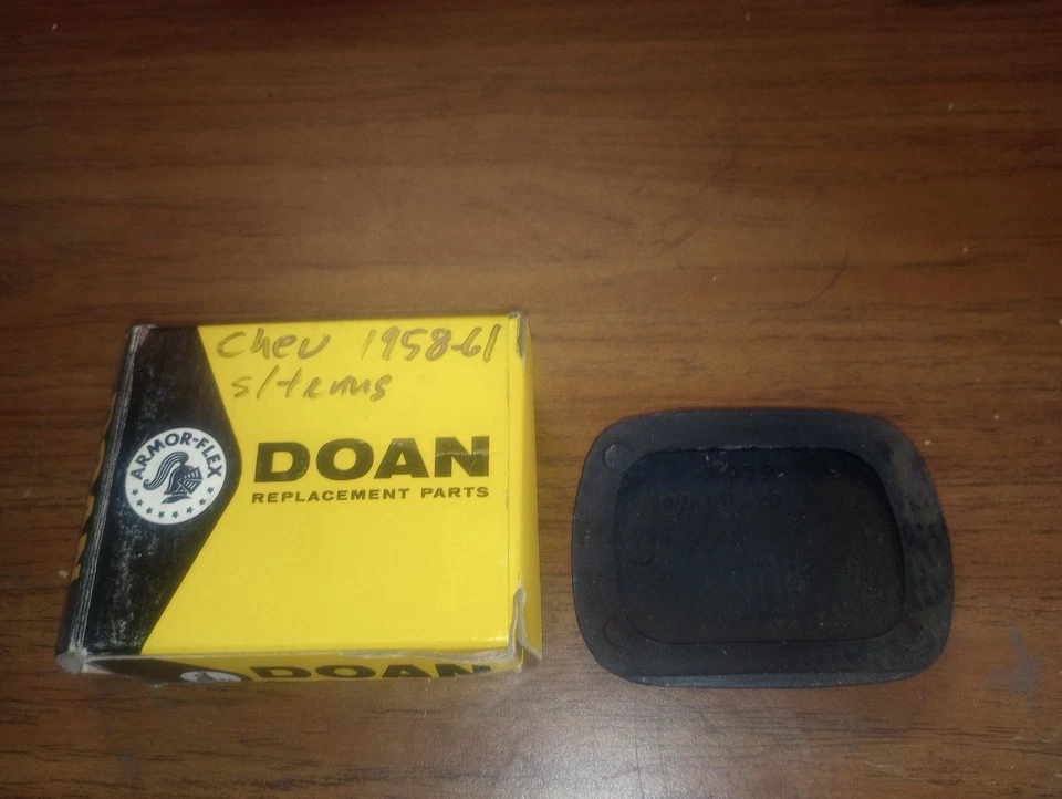 Almohadilla de pedal de repuesto Doan 3039 Chevrolet Chevy Standard Trans 1958-70 Foto 3 de 4