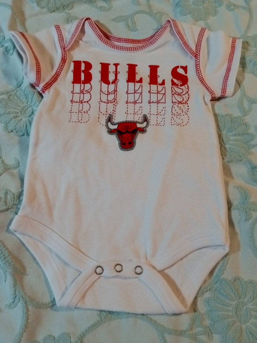 NWOT Nice Chicago Bulls Baby Bodysuit NBA Basketball Michael