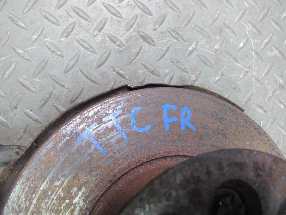 🥇75-82 JUEGO AMORTIGUADOR BUJE RUEDA NUDILLO HUSILLO DELANTERO TRIUMPH TR7 OEM Foto 2 de 4