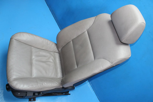 Fahrersitz Sitz vorne links Leder Rosenholz BMW 5er 525d Touring E61 Bj.04