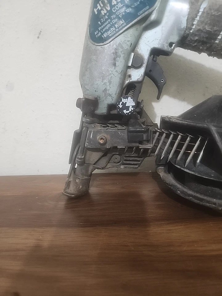 Hitachi NV45AC 1-3/4in Coil Nailer - Image 3 of 4