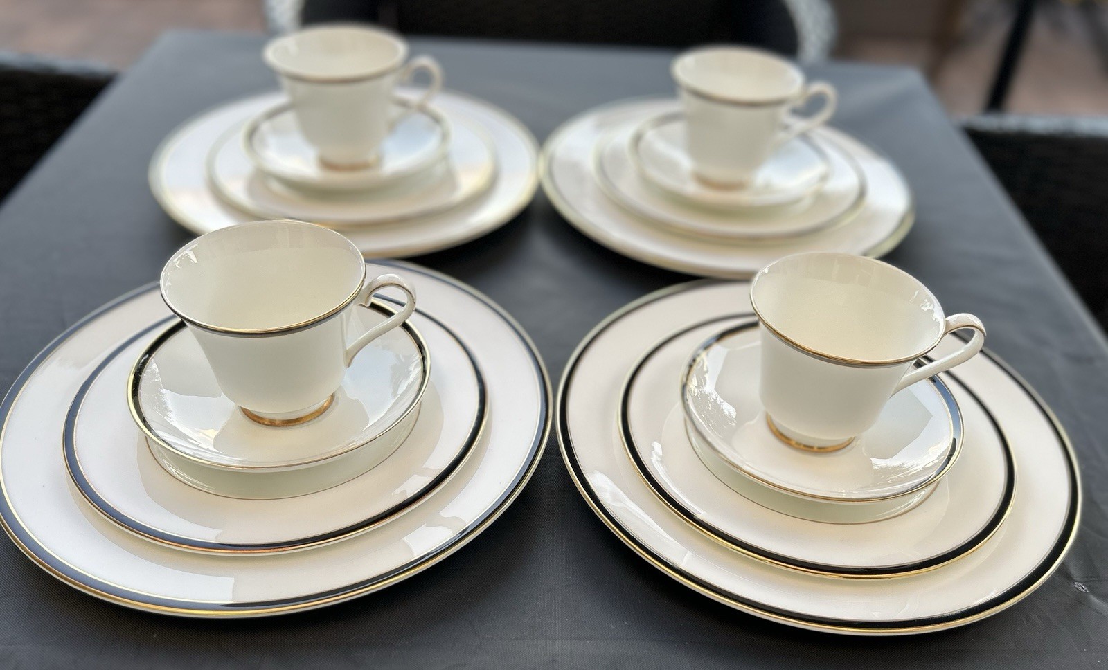 Of Bone China 20 Pcs Service For 4 Gold Trim