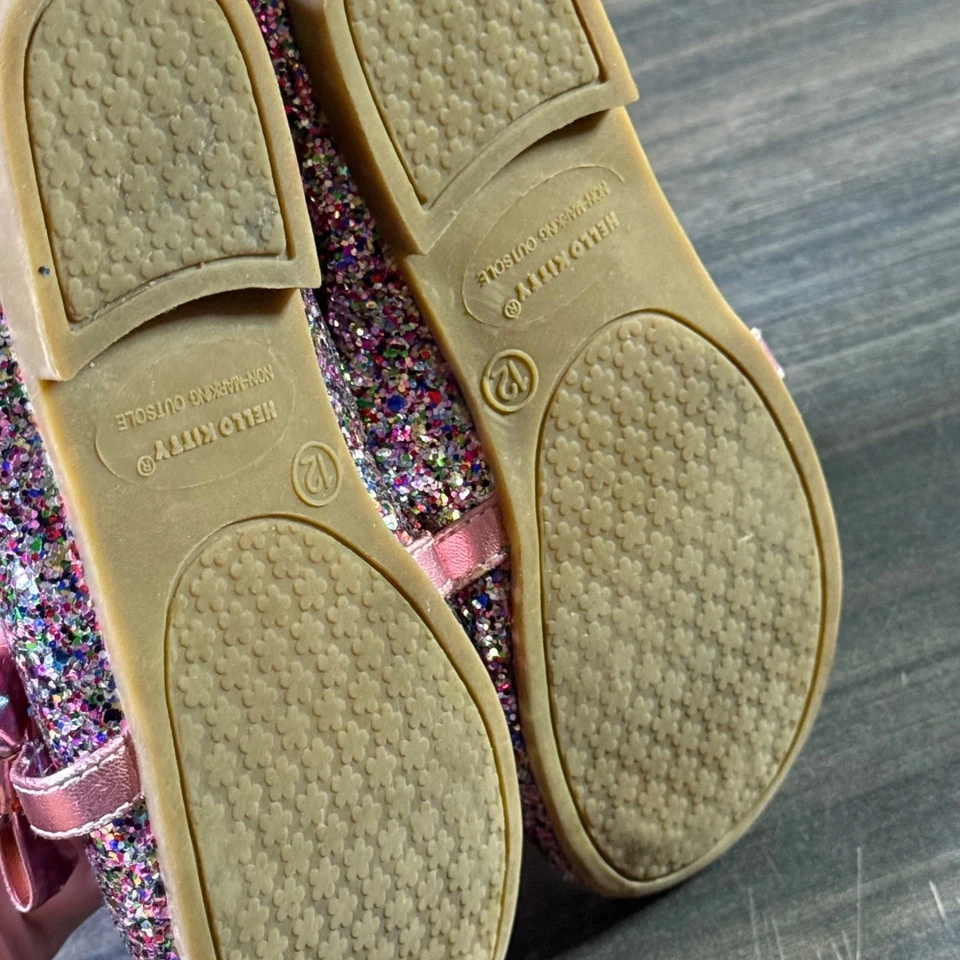Girls Hello Kitty Glitter Ballet Flats Pink Bow Charm Toddler Size 12 - Image 4 of 4