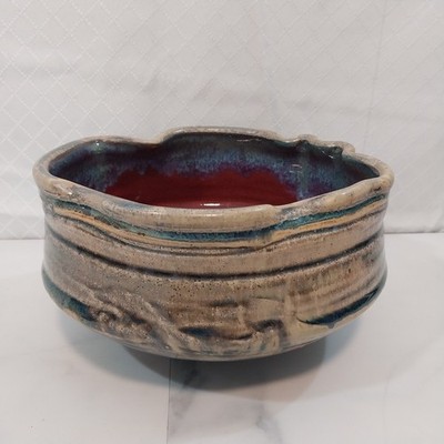 Handthrown flower shape porcelain stoneware blend decorative bowl