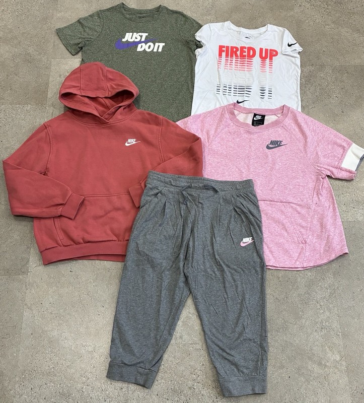 Girls NIKE Sweatshirts..Cropped Sweatpants & Shirts Lot, sz Large