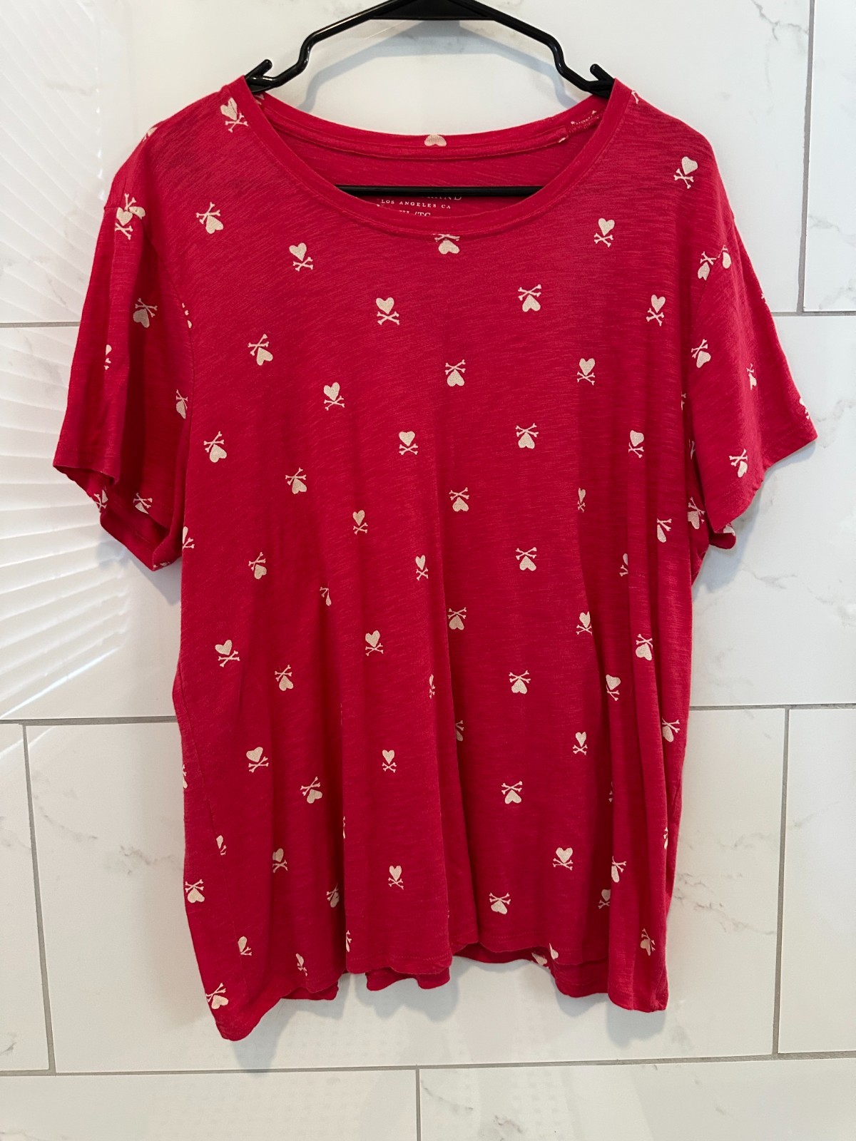 Lucky Brand Women’s Tee XL Red Heart Crossbones Print Short Sleeve Soft Casual