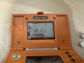 NINTENDO Donkey Kong Game and Watch In Good condition (DK-52) 1982