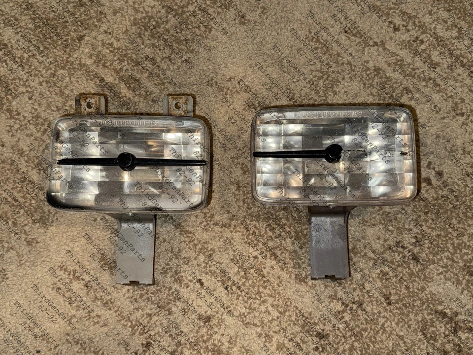 82-84 Camaro Parking Lights Clear - Image 2 of 4
