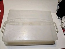 Tupperware Vintage Rectangle White Cake Taker Set Handle Good Used Cond 11571