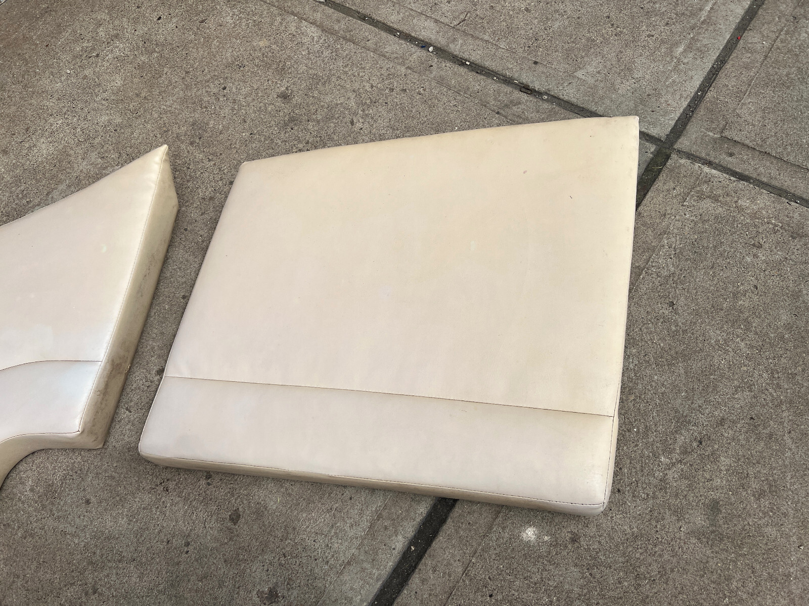 2001 Chaparral 245 SSi Boat Cuddy Cabin Cushions eBay