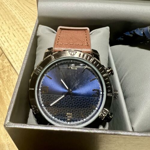 Folio Wrist Watch And Bracelets For Gift. - Picture 3 of 9