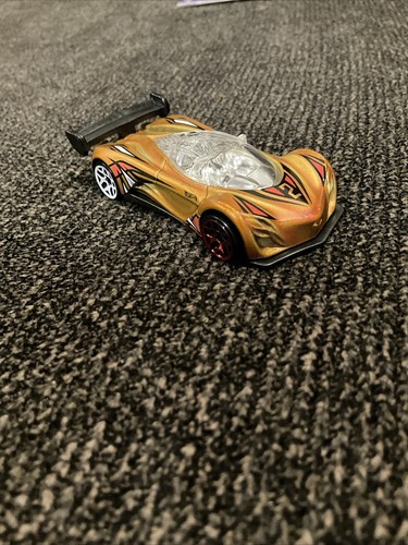 Mazda Furai 2019 Hot Wheels Mystery Models Series 3 - Imagen 8 de 8