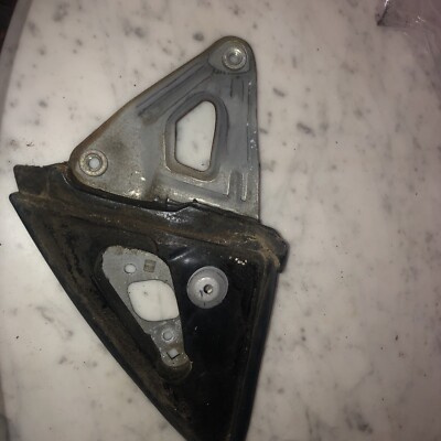 1995-1999 mitsubishi eclipse passenger side mirror bracket metal d7